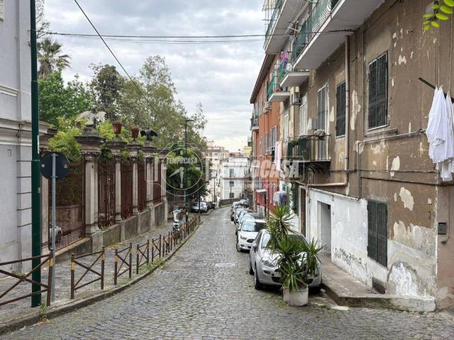 Appartamento in vendita a Napoli NA