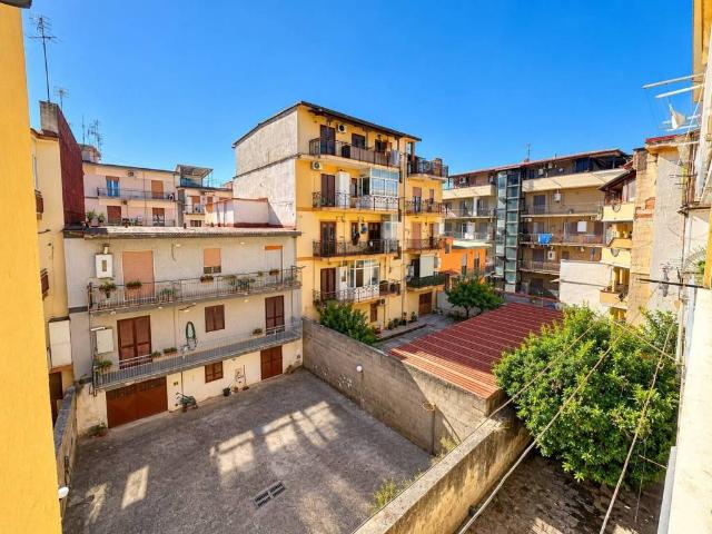 Appartamento in vendita a Napoli NA