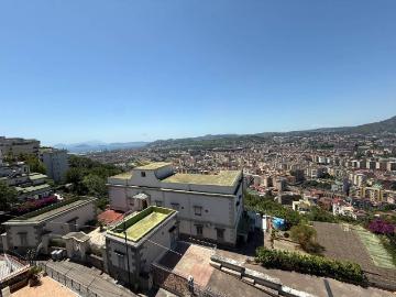 Appartamento in vendita a Napoli NA
