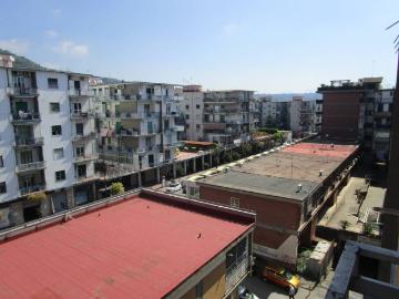 Appartamento in vendita a Napoli NA