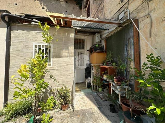 Appartamento in vendita a Napoli NA