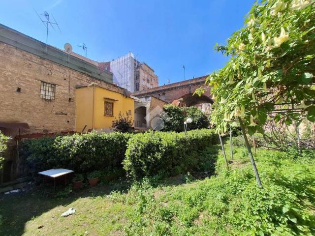 Appartamento in vendita a Napoli NA
