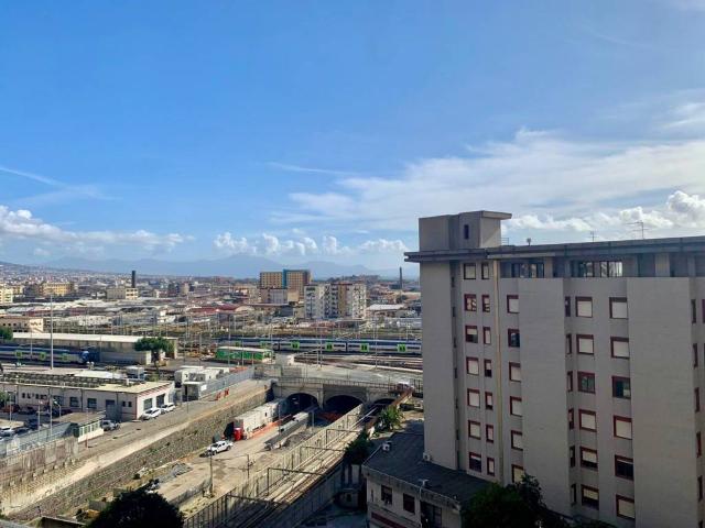 Appartamento in vendita a Napoli NA