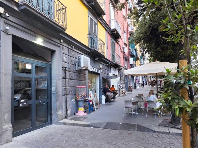 Appartamento in vendita a Napoli NA