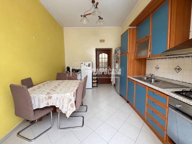 Appartamento in vendita a Napoli NA
