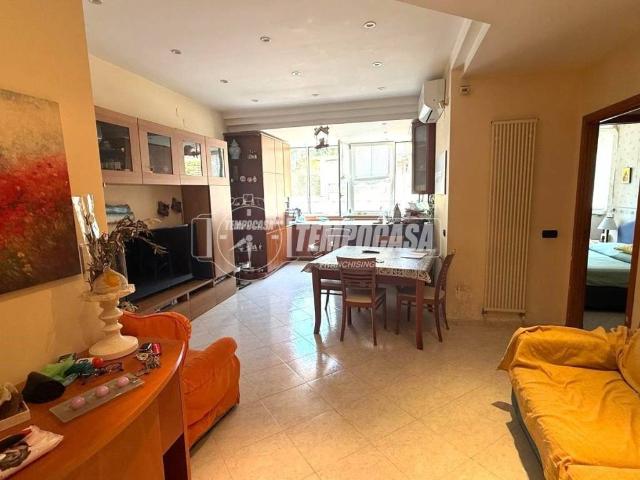 Appartamento in vendita a Napoli NA