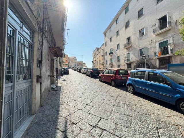 Appartamento in vendita a Napoli NA