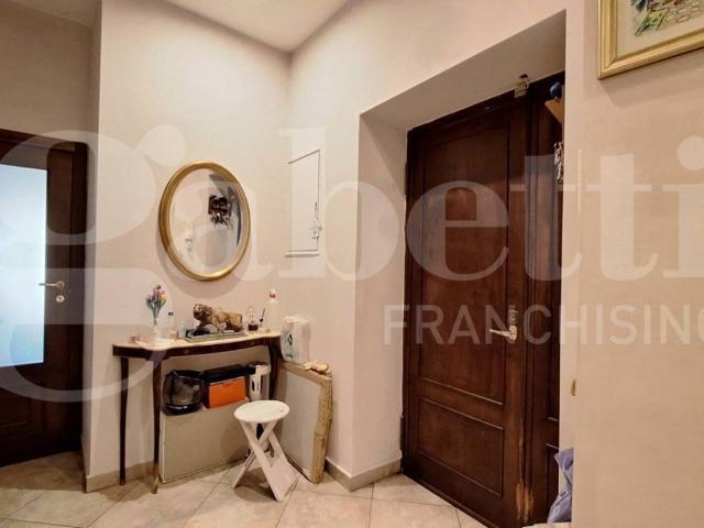 Appartamento in vendita a Napoli NA