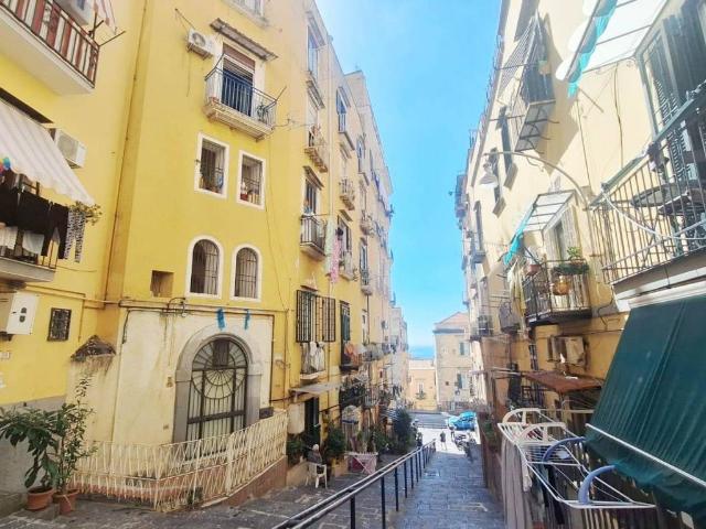 Appartamento in vendita a Napoli NA