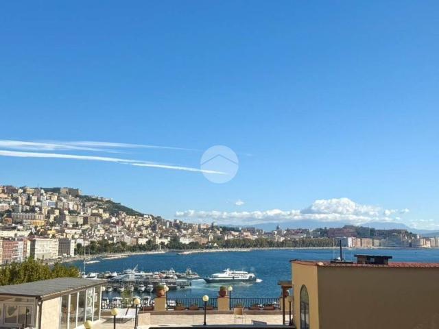 Appartamento in vendita a Napoli NA