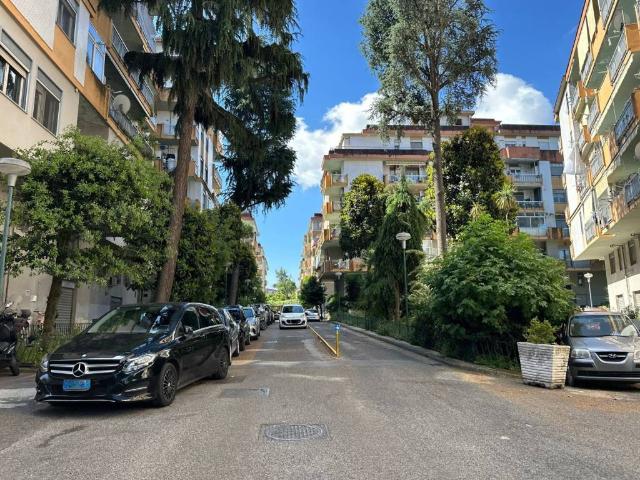 Appartamento in vendita a Napoli NA