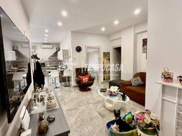 Appartamento in vendita a Napoli NA