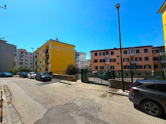 Appartamento in vendita a Napoli NA