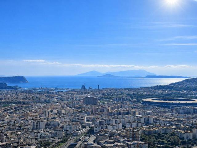 Appartamento in vendita a Napoli NA