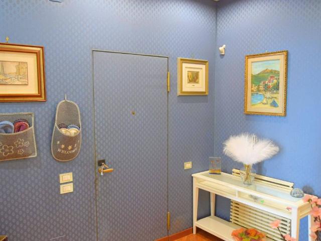 Appartamento in vendita a Napoli NA