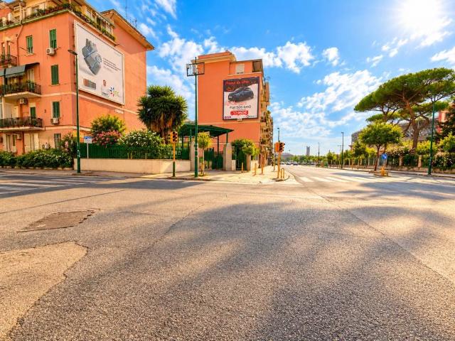 Appartamento in vendita a Napoli NA