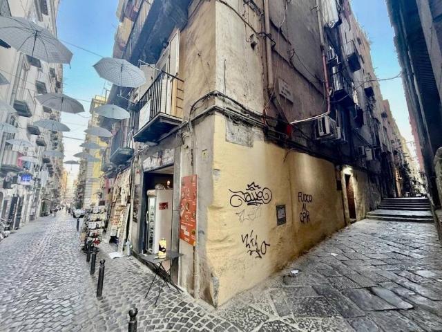 Appartamento in vendita a Napoli NA