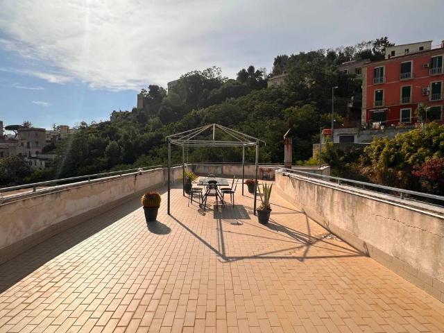 Appartamento in vendita a Napoli NA