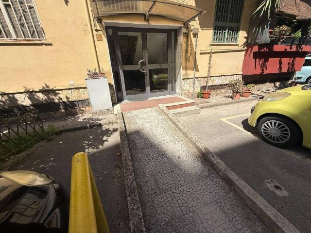 Appartamento in vendita a Napoli NA