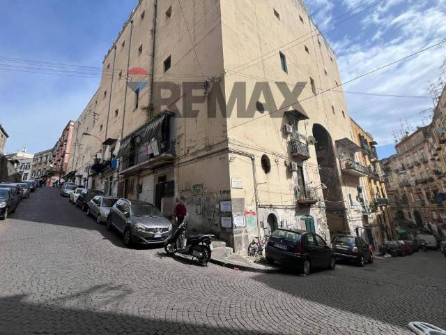 Appartamento in vendita a Napoli NA