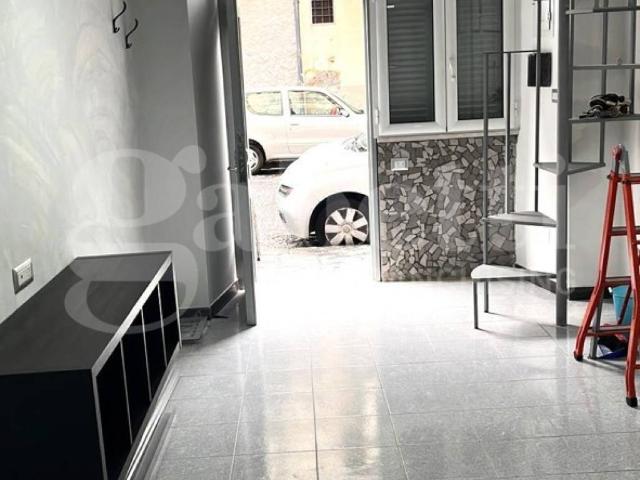 Appartamento in vendita a Napoli NA