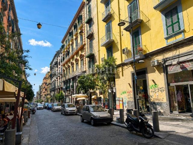 Appartamento in vendita a Napoli NA