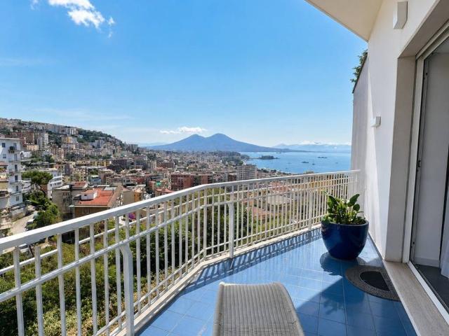 Appartamento in vendita a Napoli NA