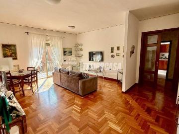 Appartamento in vendita a Napoli NA