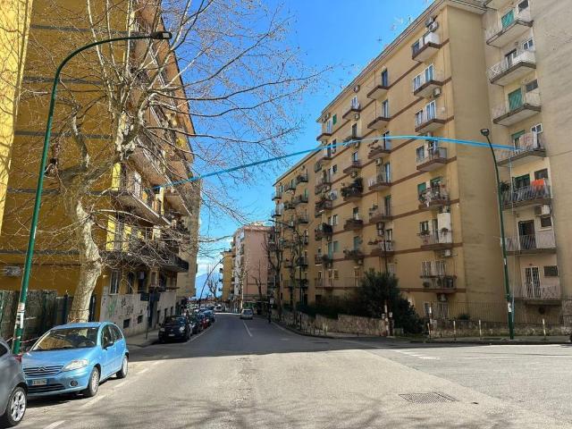 Appartamento in vendita a Napoli NA
