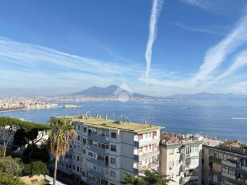Appartamento in vendita a Napoli NA