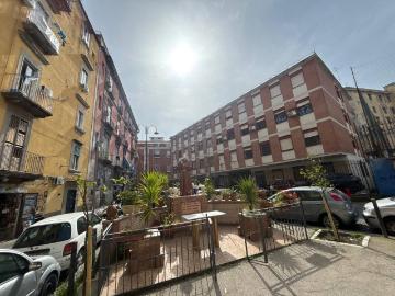 Appartamento in vendita a Napoli NA