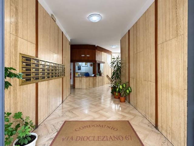 Appartamento in vendita a Napoli NA