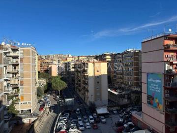 Appartamento in vendita a Napoli NA
