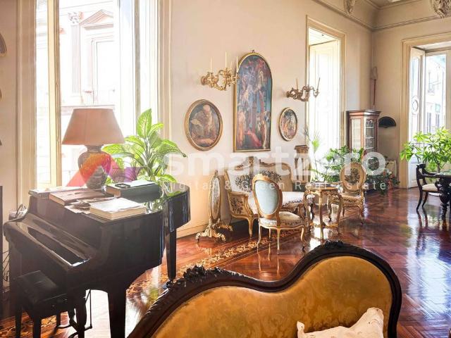 Appartamento in vendita a Napoli NA