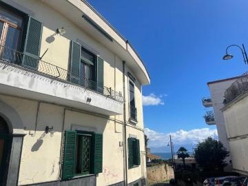 Appartamento in vendita a Napoli NA