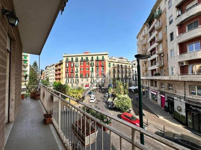 Appartamento in vendita a Napoli NA
