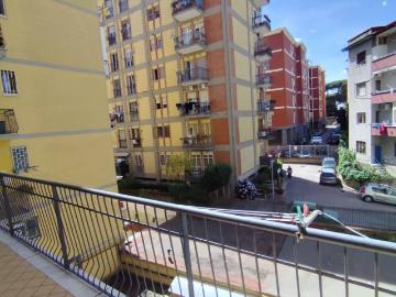 Appartamento in vendita a Napoli NA