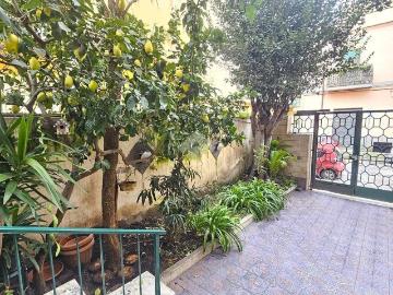 Appartamento in vendita a Napoli NA