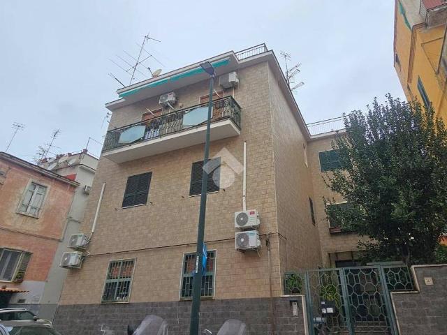 Appartamento in vendita a Napoli NA
