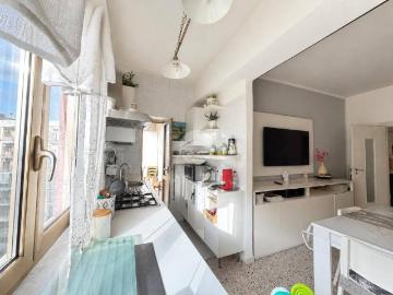Appartamento in vendita a Napoli NA