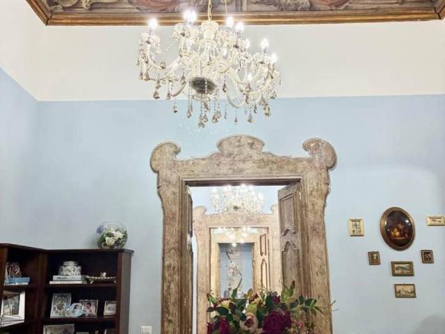 Appartamento in vendita a Napoli NA