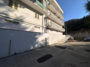 Appartamento in vendita a Napoli NA