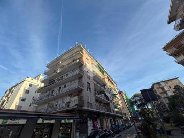 Appartamento in vendita a Napoli NA
