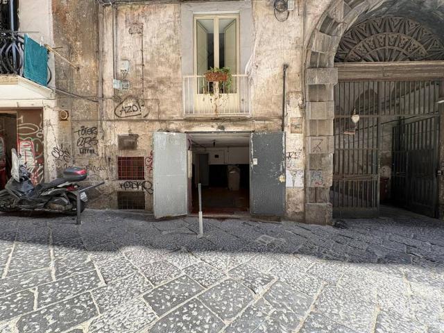 Appartamento in vendita a Napoli NA