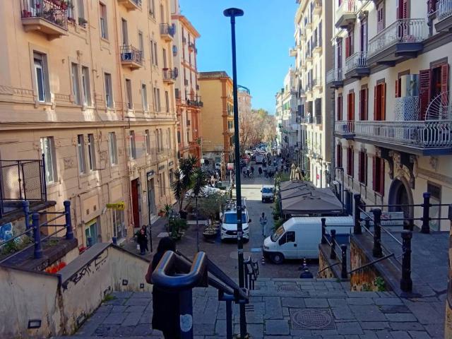 Appartamento in vendita a Napoli NA