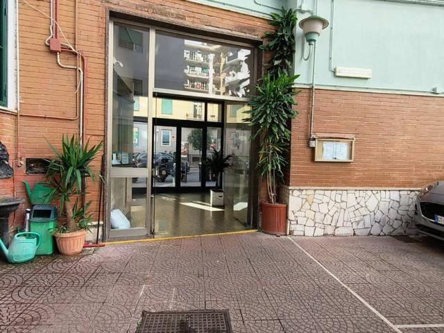 Appartamento in vendita a Napoli NA