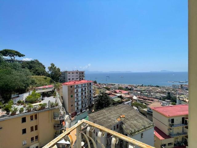 Appartamento in vendita a Napoli NA