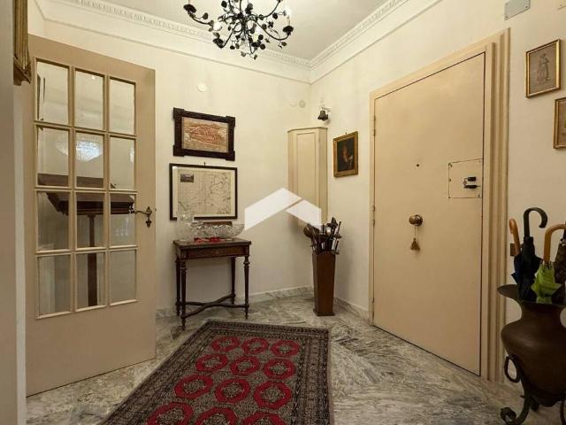 Appartamento in vendita a Napoli NA