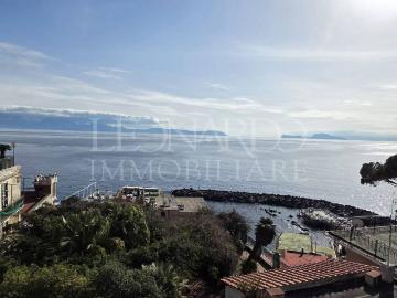 Appartamento in vendita a Napoli NA