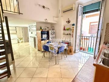 Appartamento in vendita a Napoli NA
